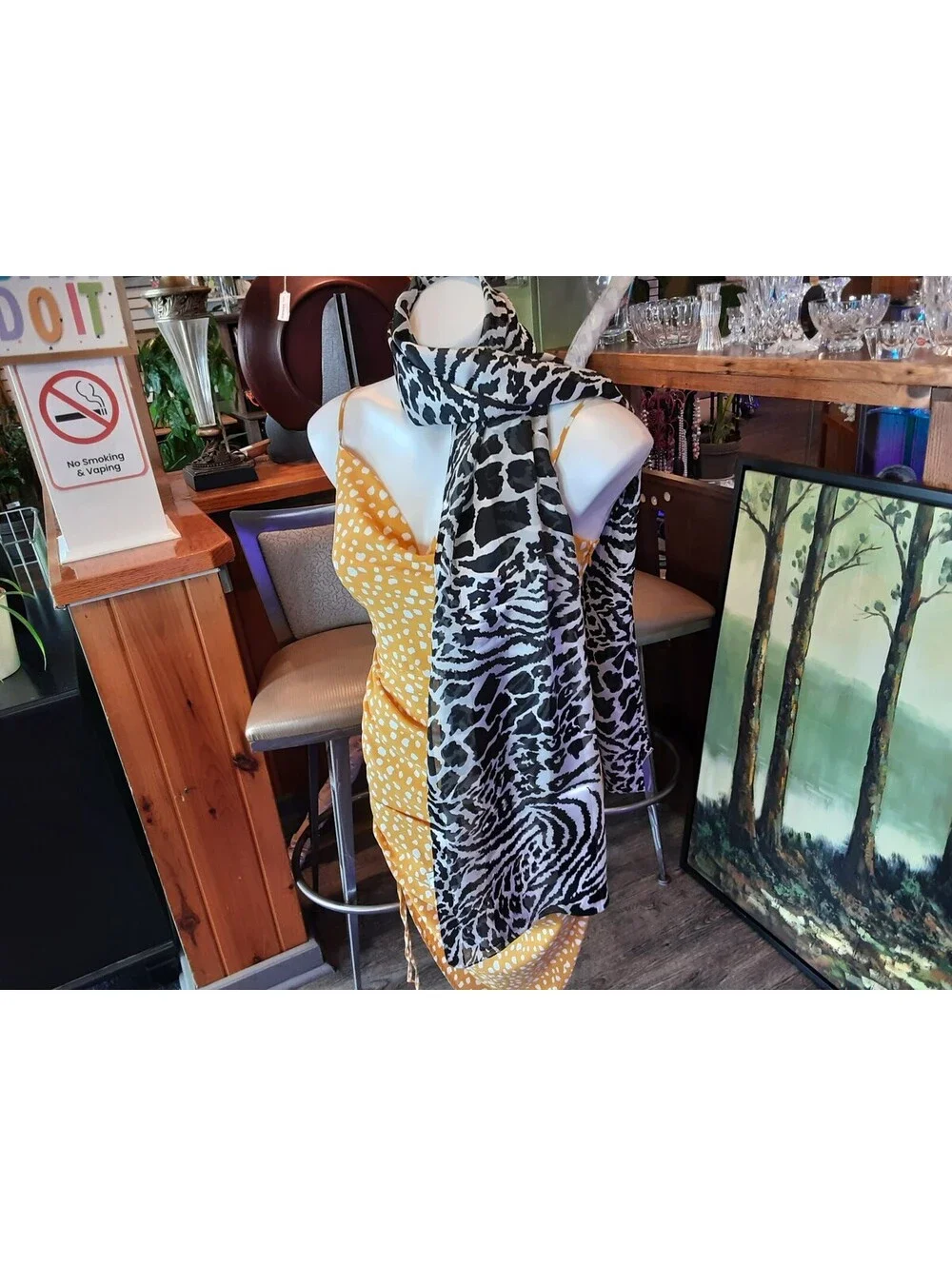 ADRIENNE VITTADINI Designor 100% Silk Black and White Scarf